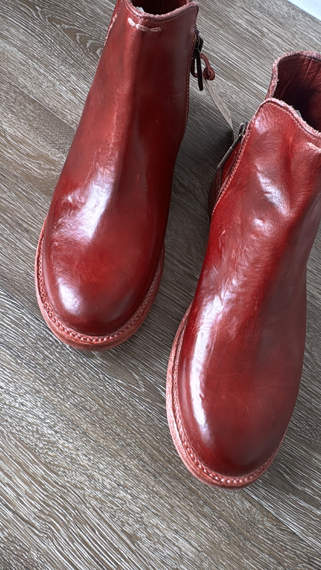 BedStu Yursia, Cherry Lacquer DD TML