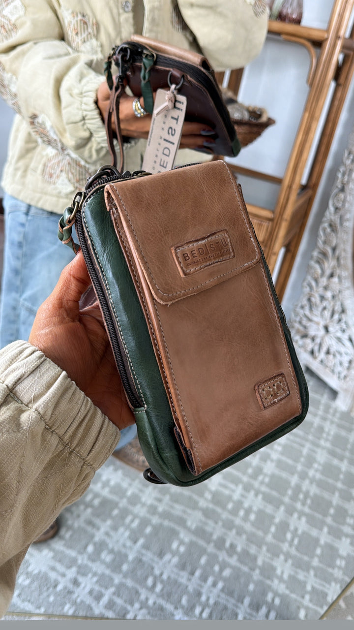 Bedstu Alelike, Duff Rustic