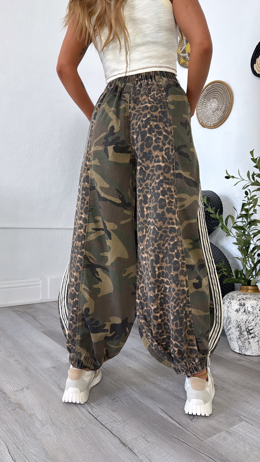 Street Safari Joggers, Olive Camo