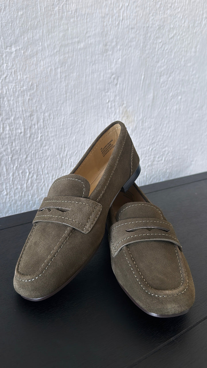 Thyme Street Loafer, Olive