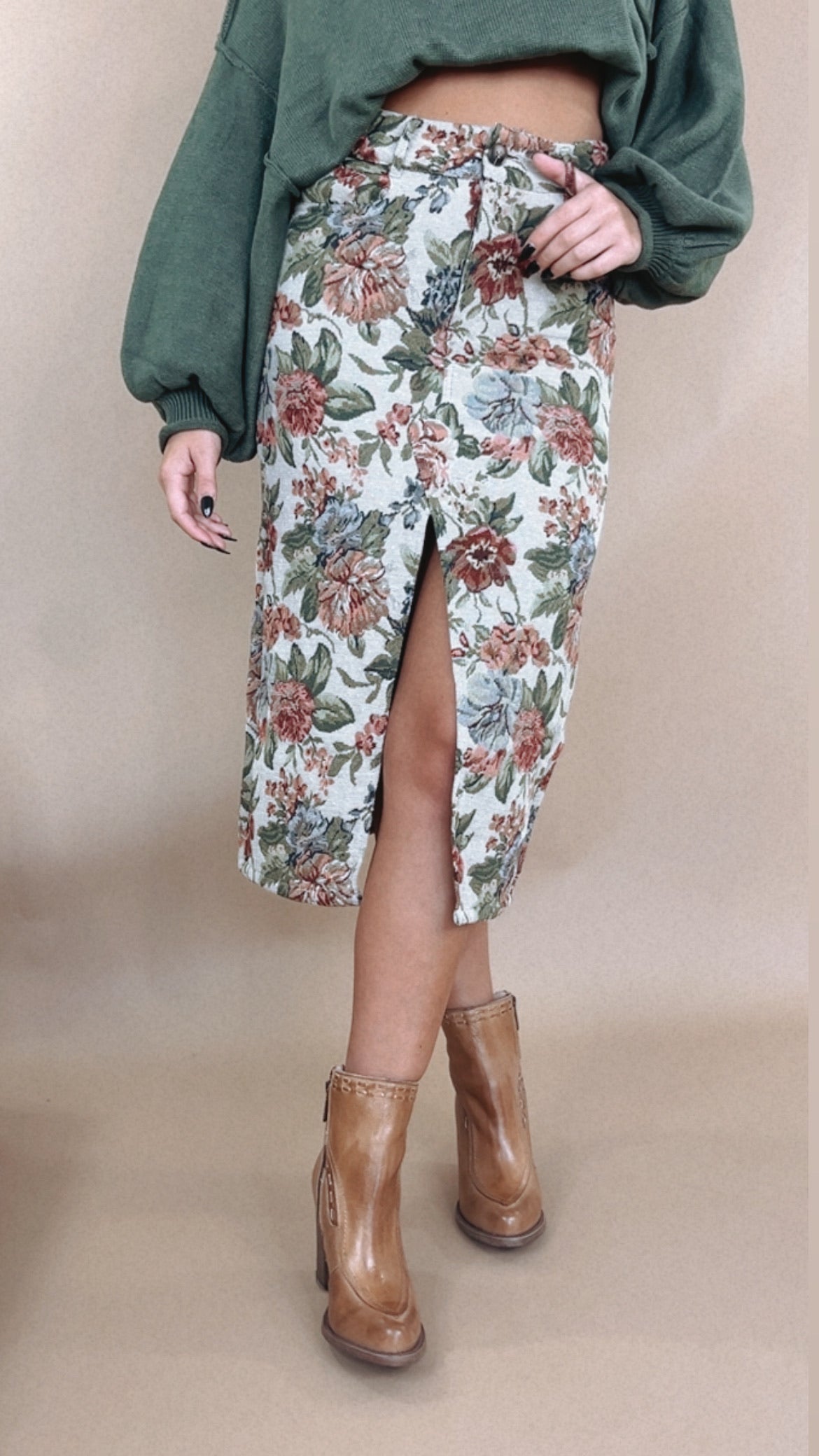 ECB Exclusive: Magnolia Tapestry Midi Skirt – Everyday Chic Boutique