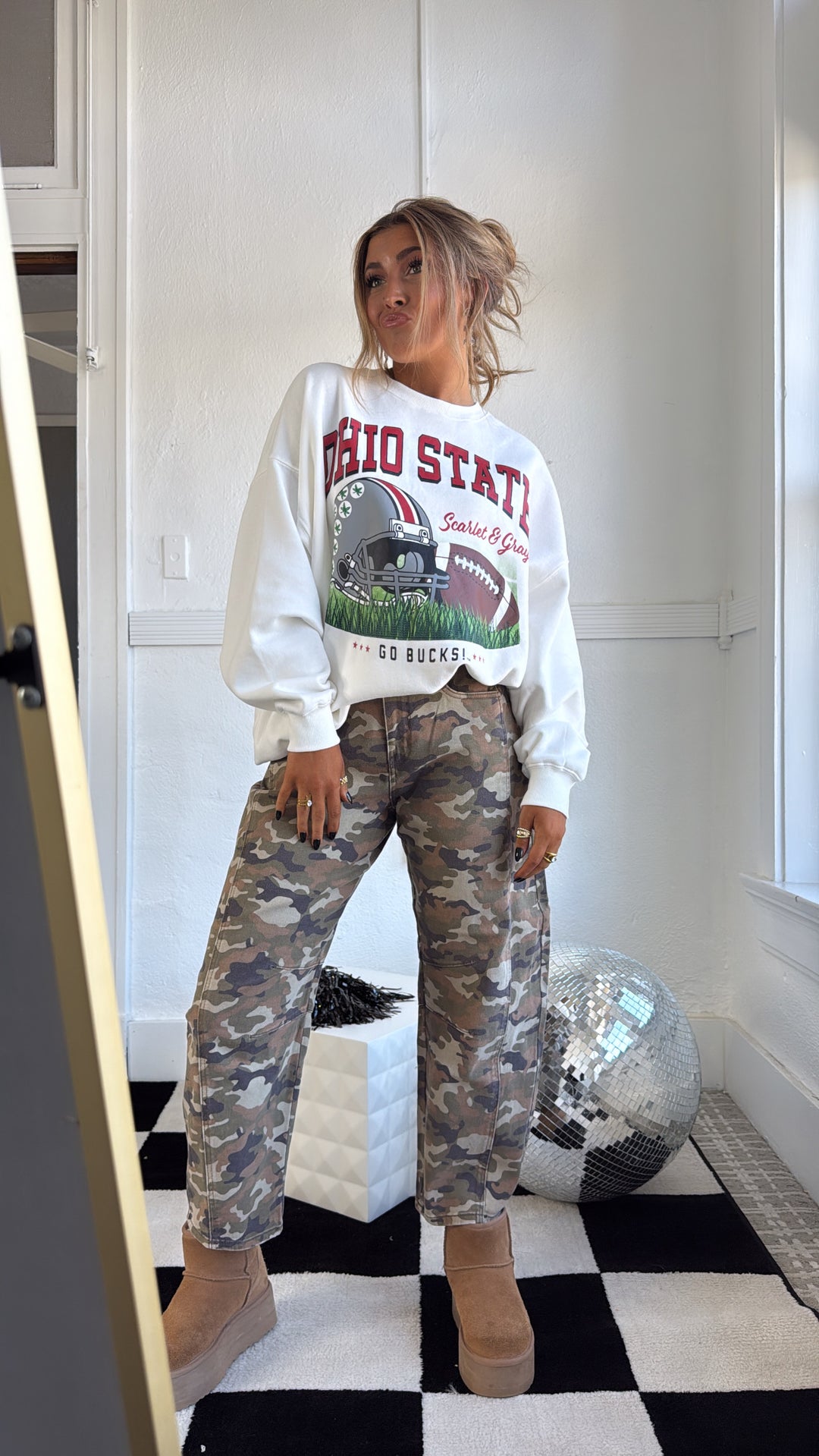 Huddle Up Ohio Crewneck Sweatshirts