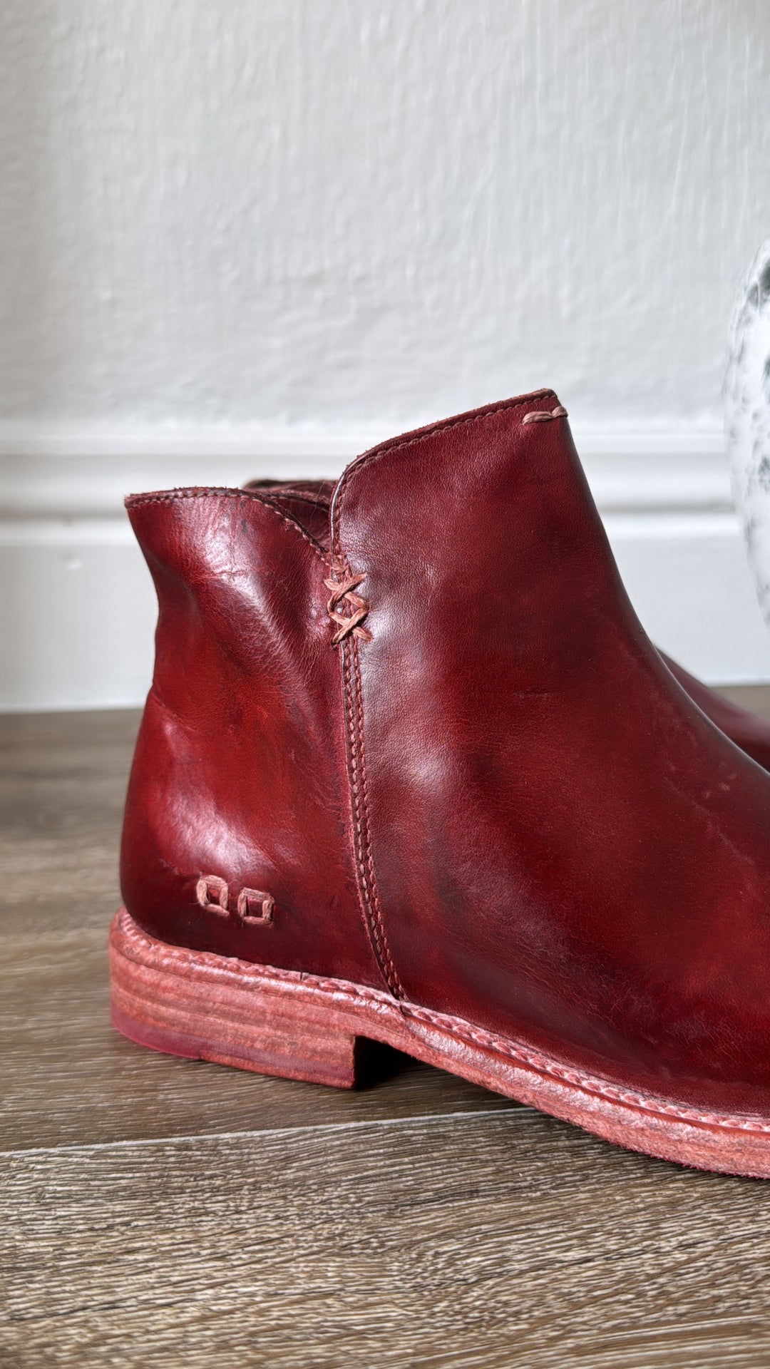 BedStu Yursia, Cherry Lacquer DD TML