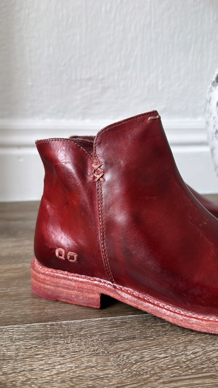 BedStu Yursia, Cherry Lacquer DD TML