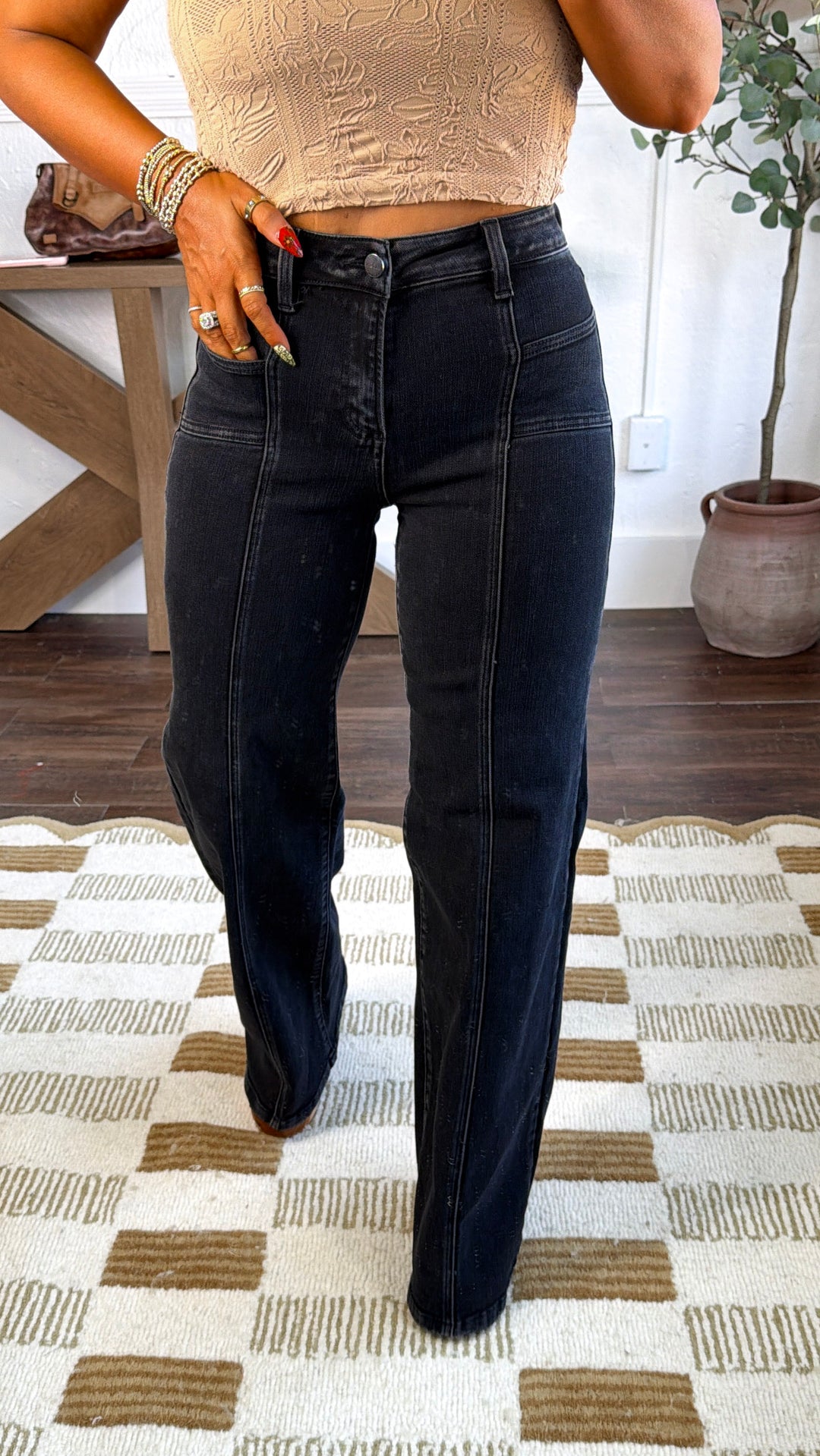 Duke Mid Rise Black Denim, Risen