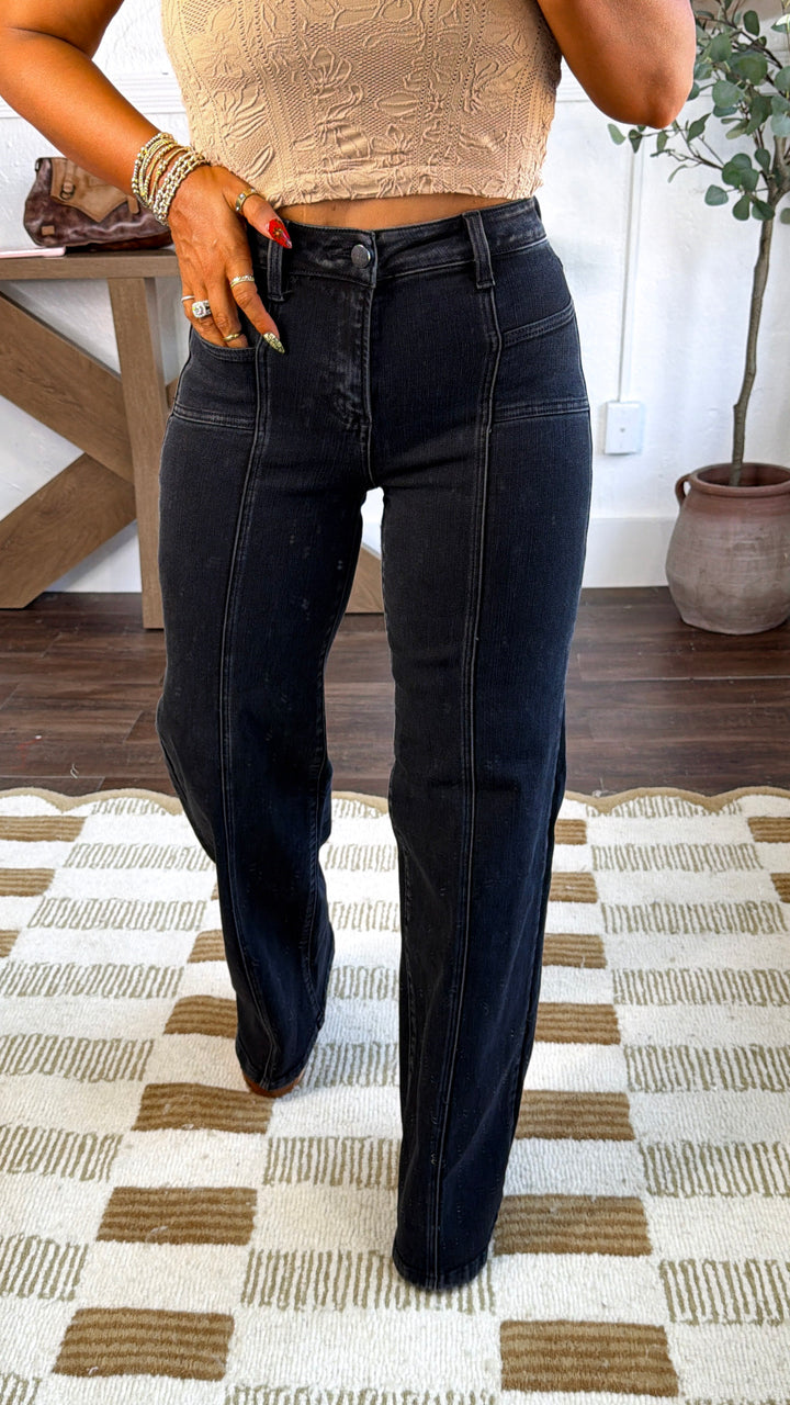 Duke Mid Rise Black Denim, Risen