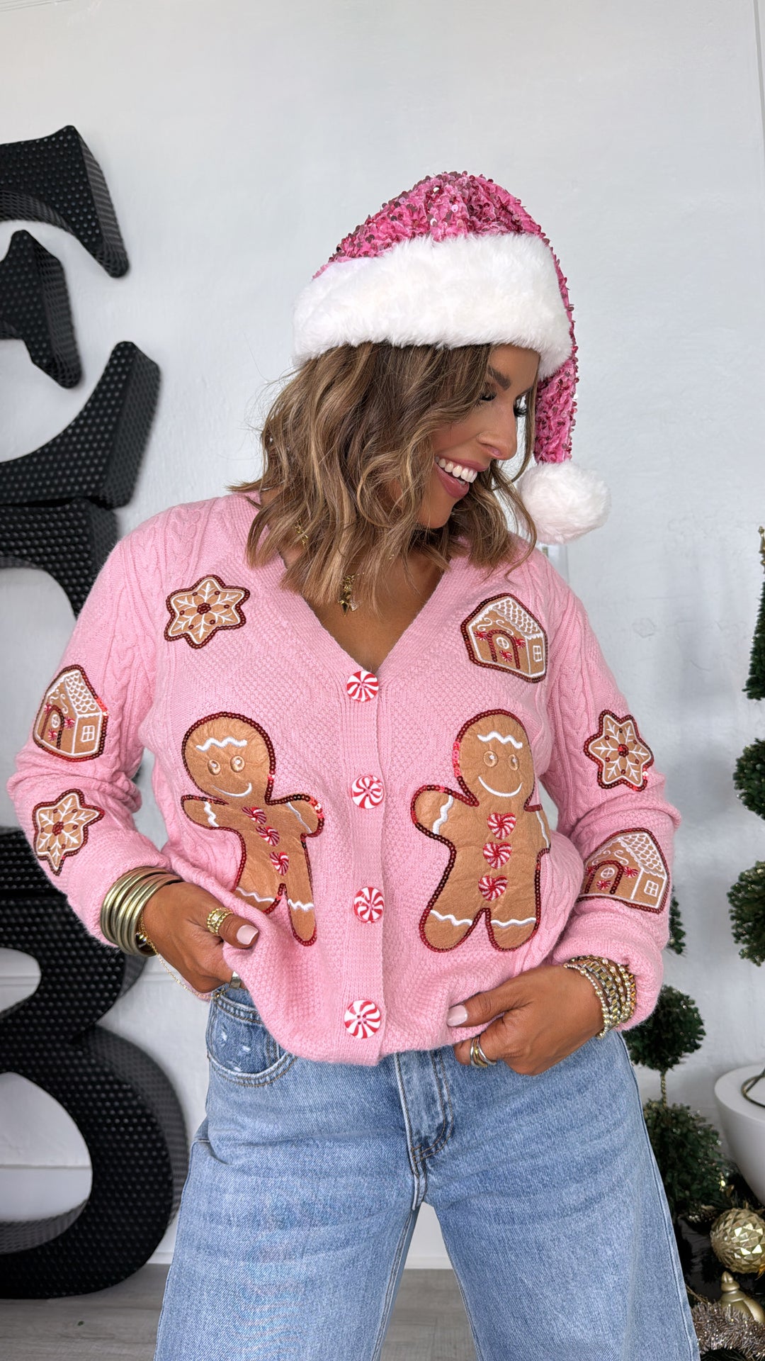 Holiday Gingerbread Man Cardi, Pink