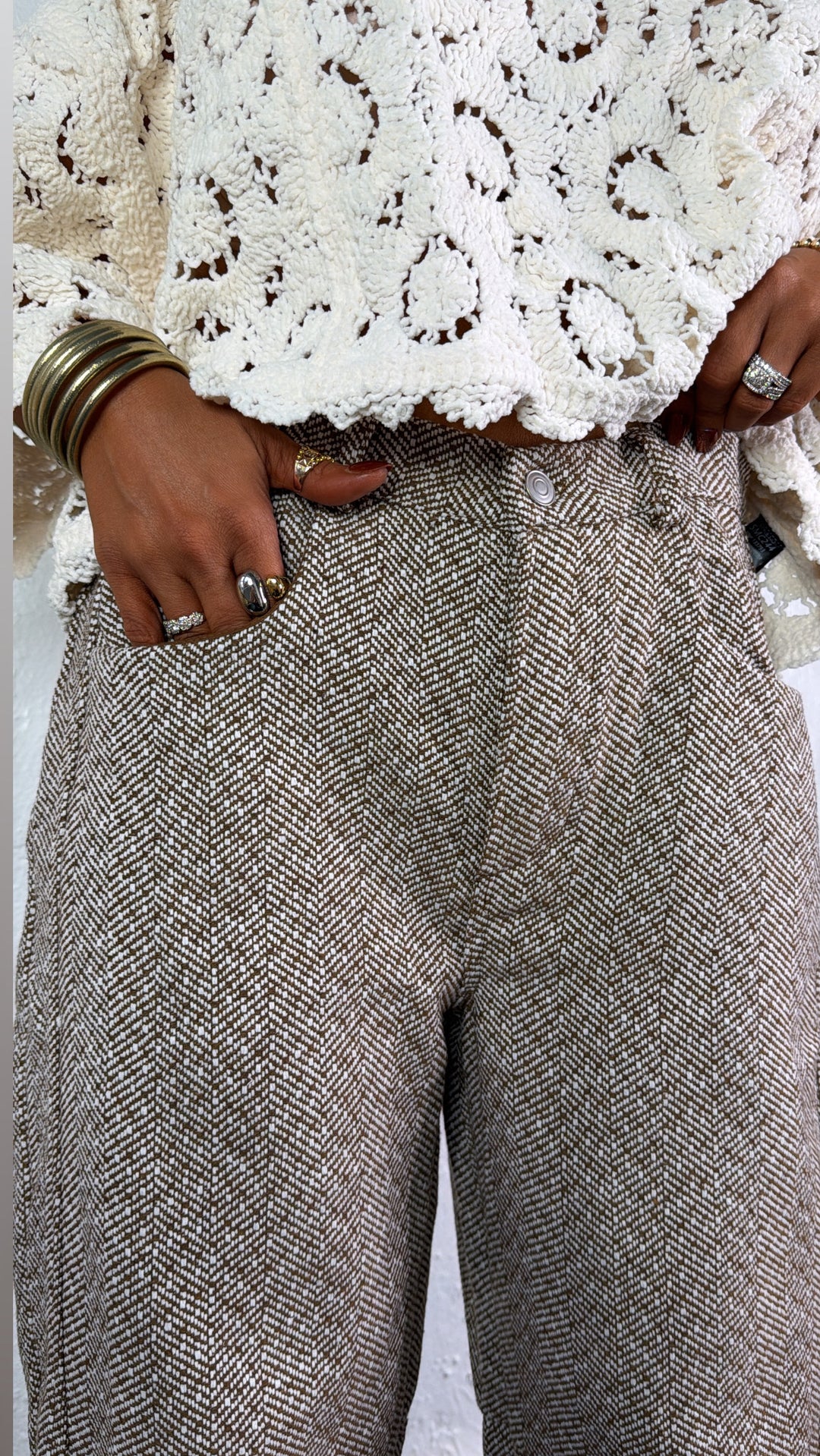 Crescent Bay Herringbone Barrel Pant, Brown