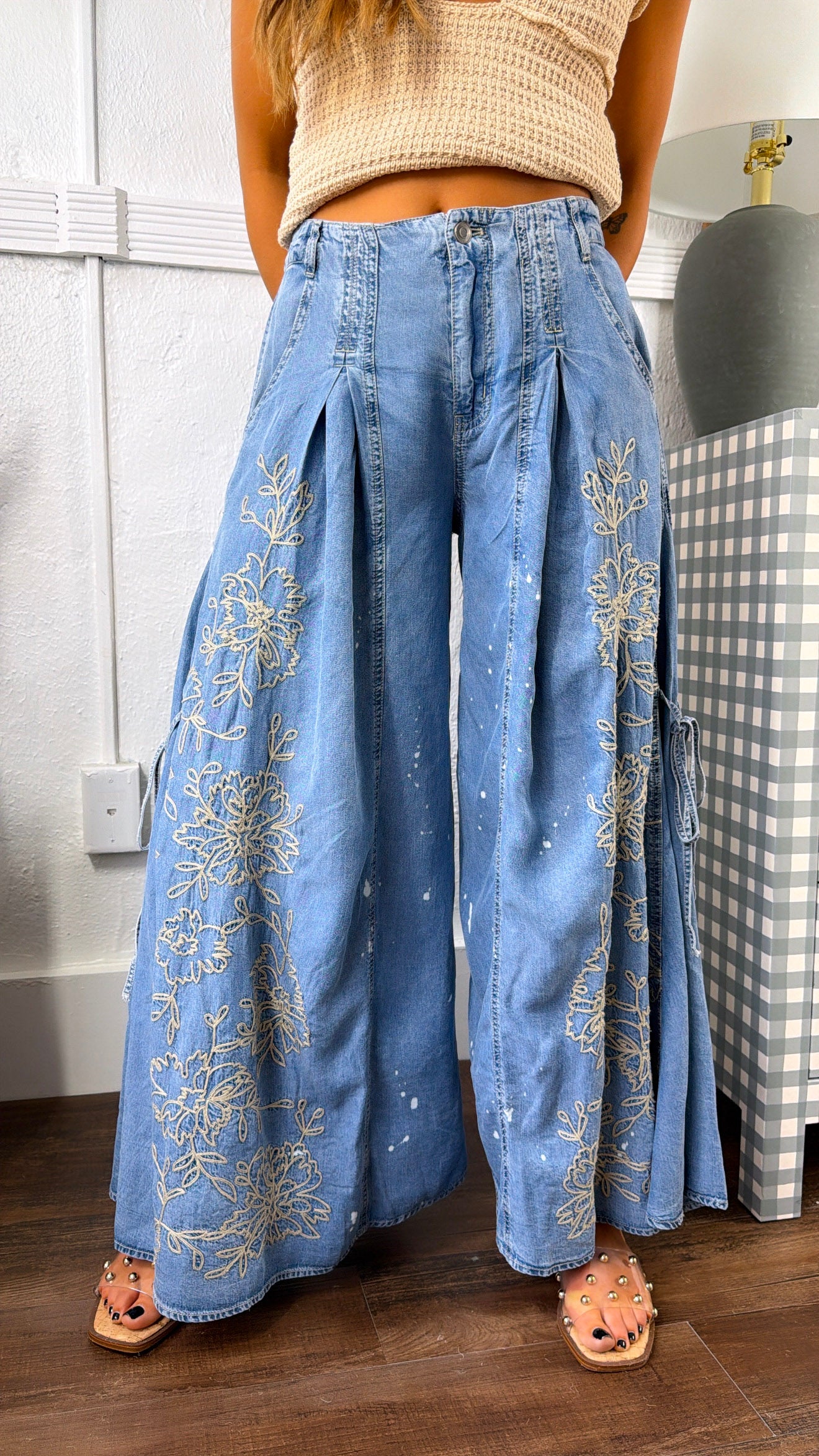 Floral Detail Wide Leg Pants, Denim – Everyday Chic Boutique