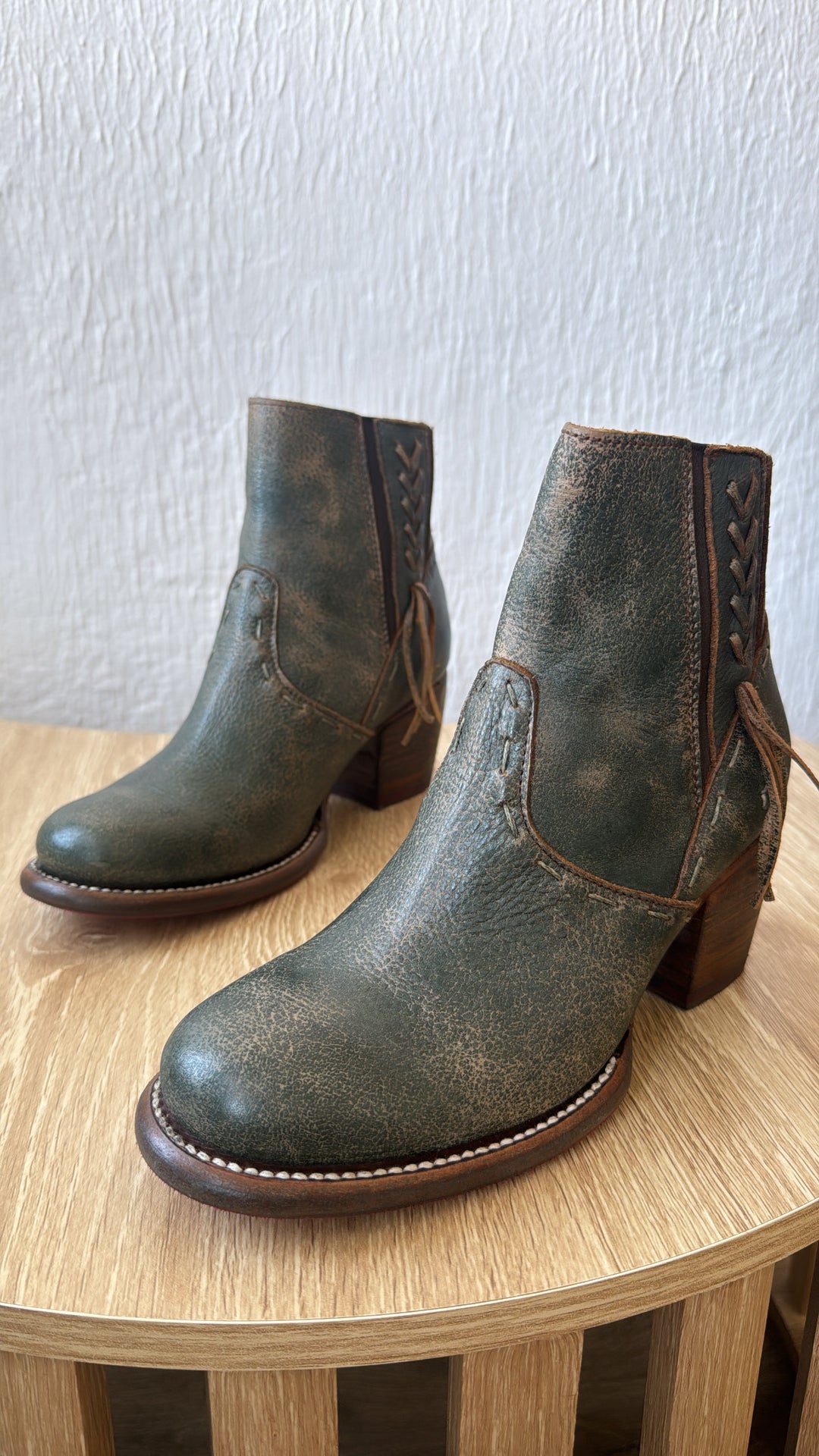 Bedstu Celestine, Dark Teal Lux