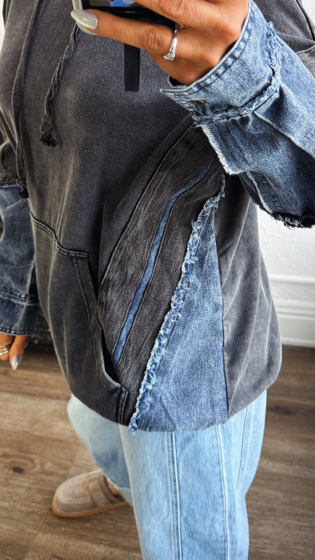 Stonewash Detailed Hoodie, Black