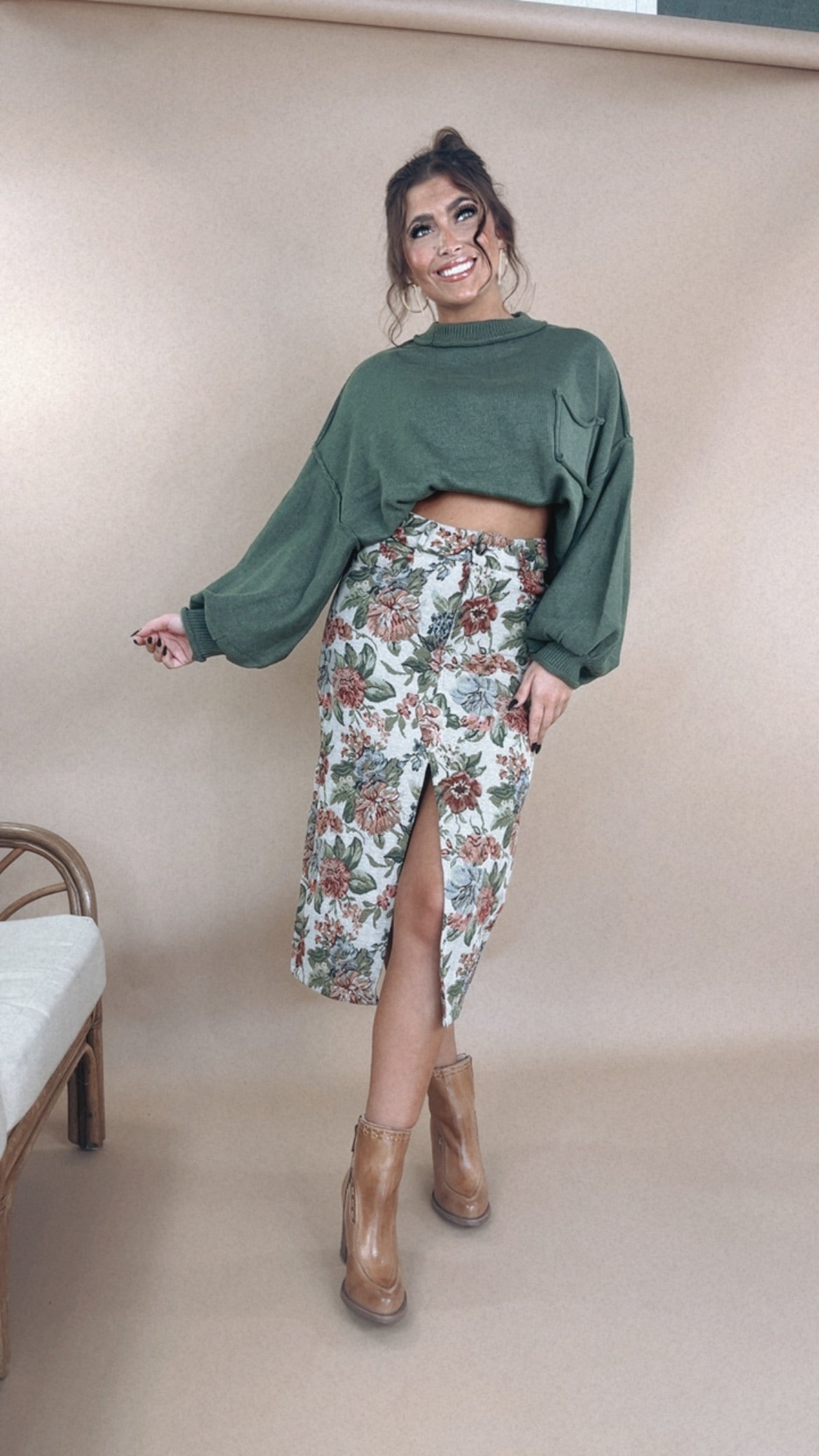 ECB Exclusive: Magnolia Tapestry Midi Skirt – Everyday Chic Boutique