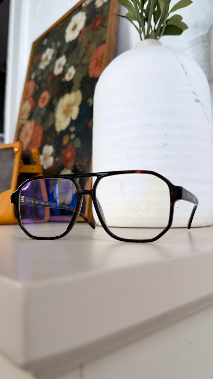 FREYRS Billie Glasses - Dark Tortoise