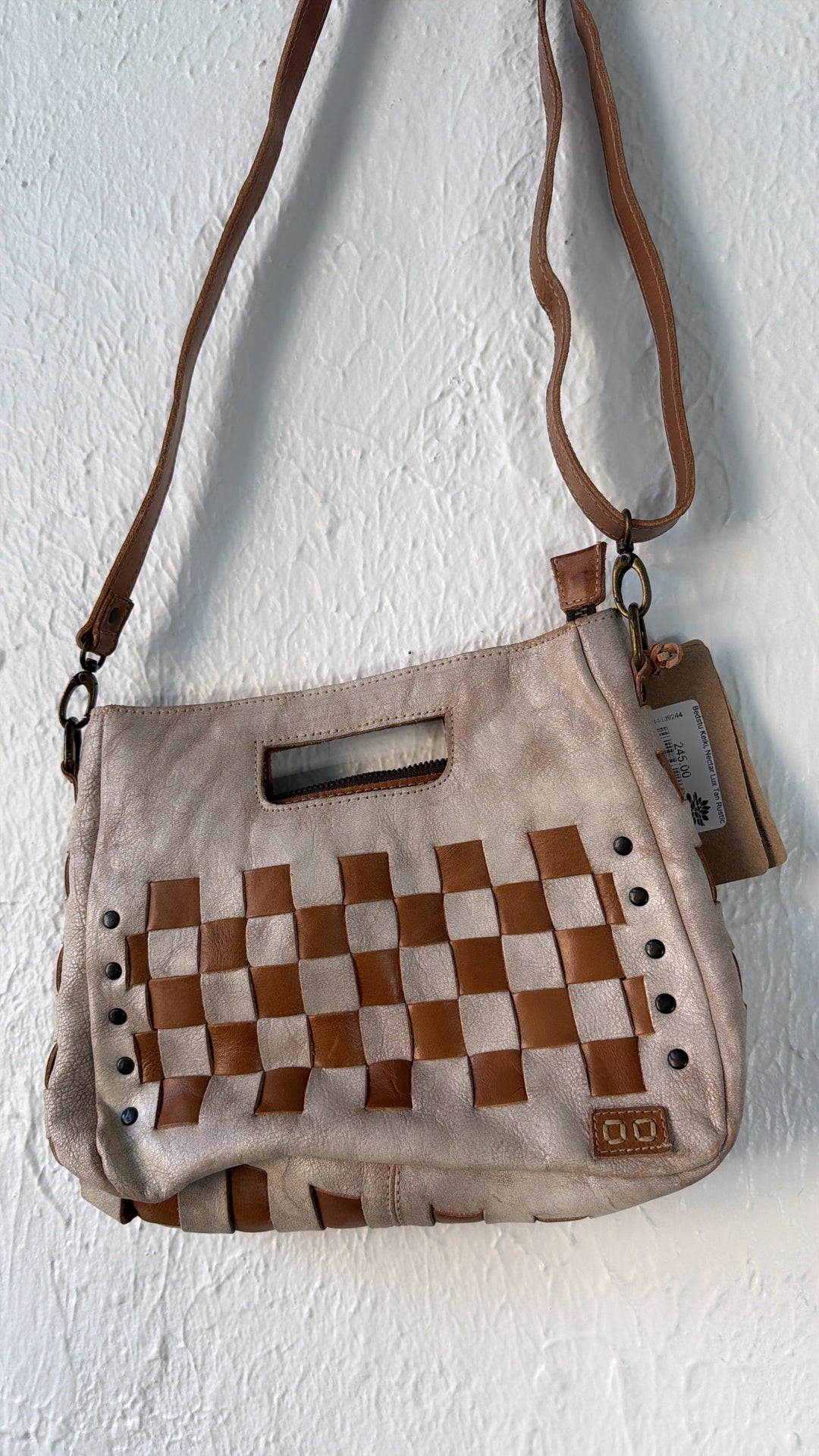 Bedstu Keiki, Nectar Lux Tan Rustic