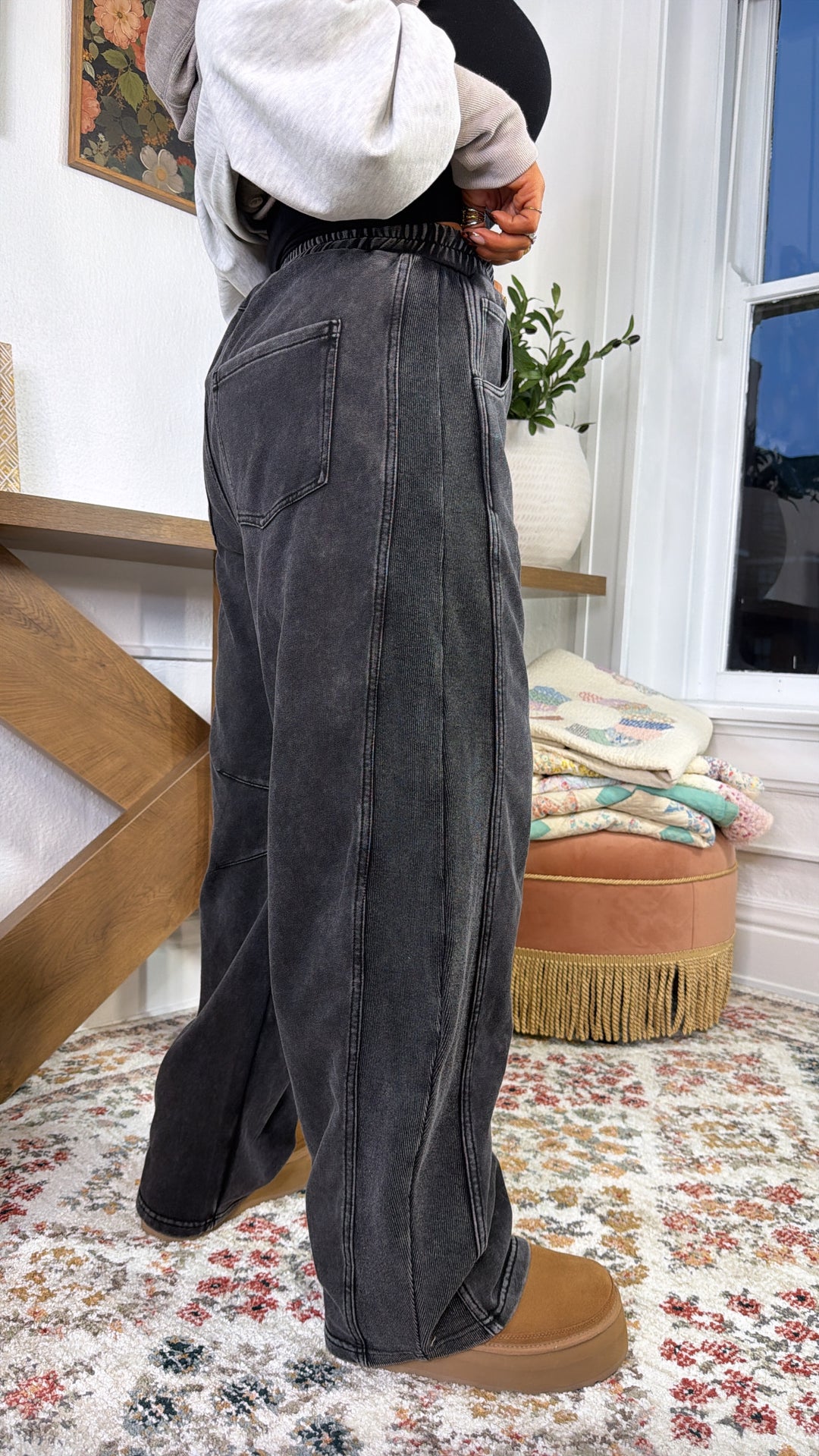 Trend Setter Barrel Leg Sweatpant, Black