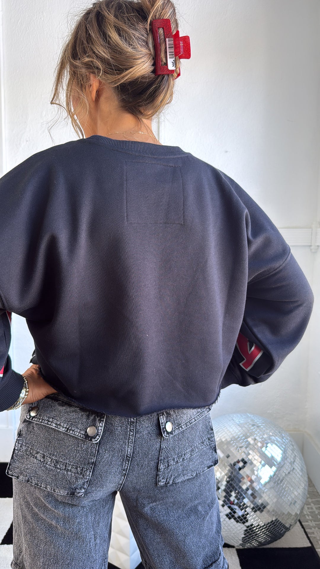 Buckeye Glow Cropped Long Sleeve, Black