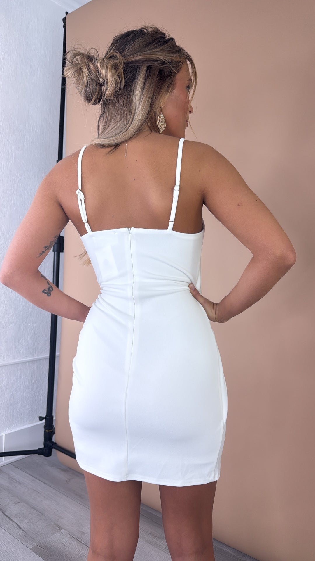 White Short Sleeve Bodycon Mini Dress Pleated Bodycon Mini Dress, White White Short Sleeve Bodycon Mini Dress Pleated Bodycon Mini Dress, White
