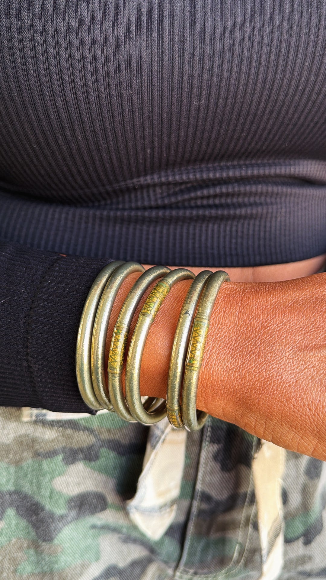 BuDhaGirl: Etoile All Weather Bangle (Set of 6)- Serenity Prayer