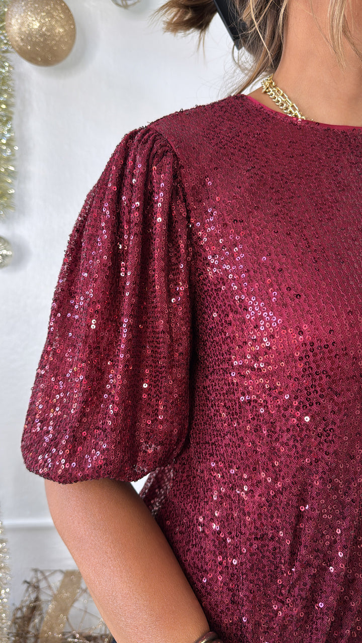 Holiday Cheer Puff Sleeve Sequin Top, Red