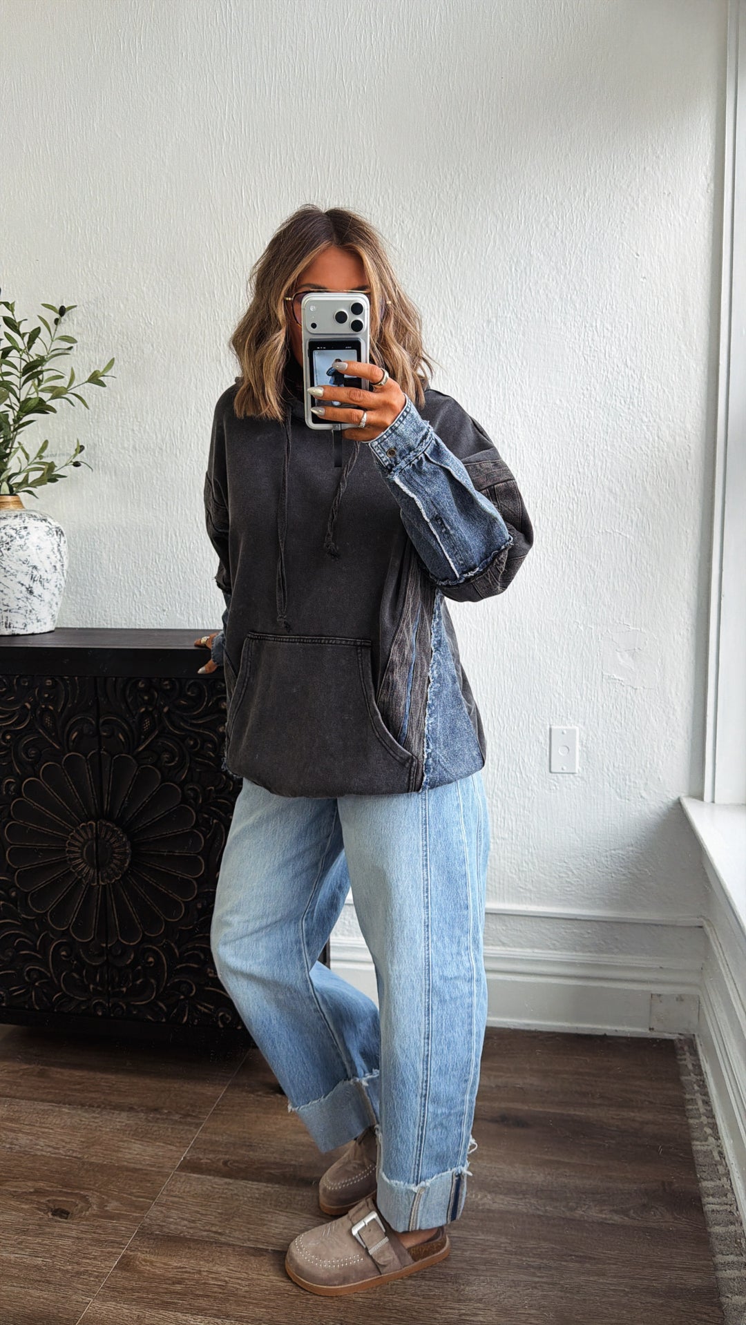 Stonewash Detailed Hoodie, Black