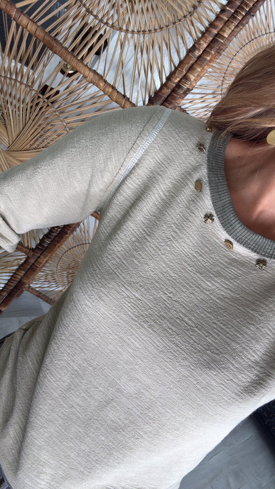 Studded Long Sleeve Basic, Olive