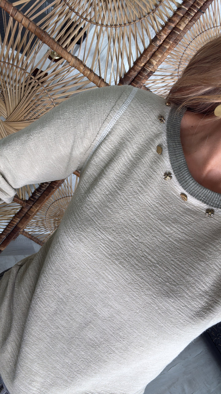 Studded Long Sleeve Basic, Olive