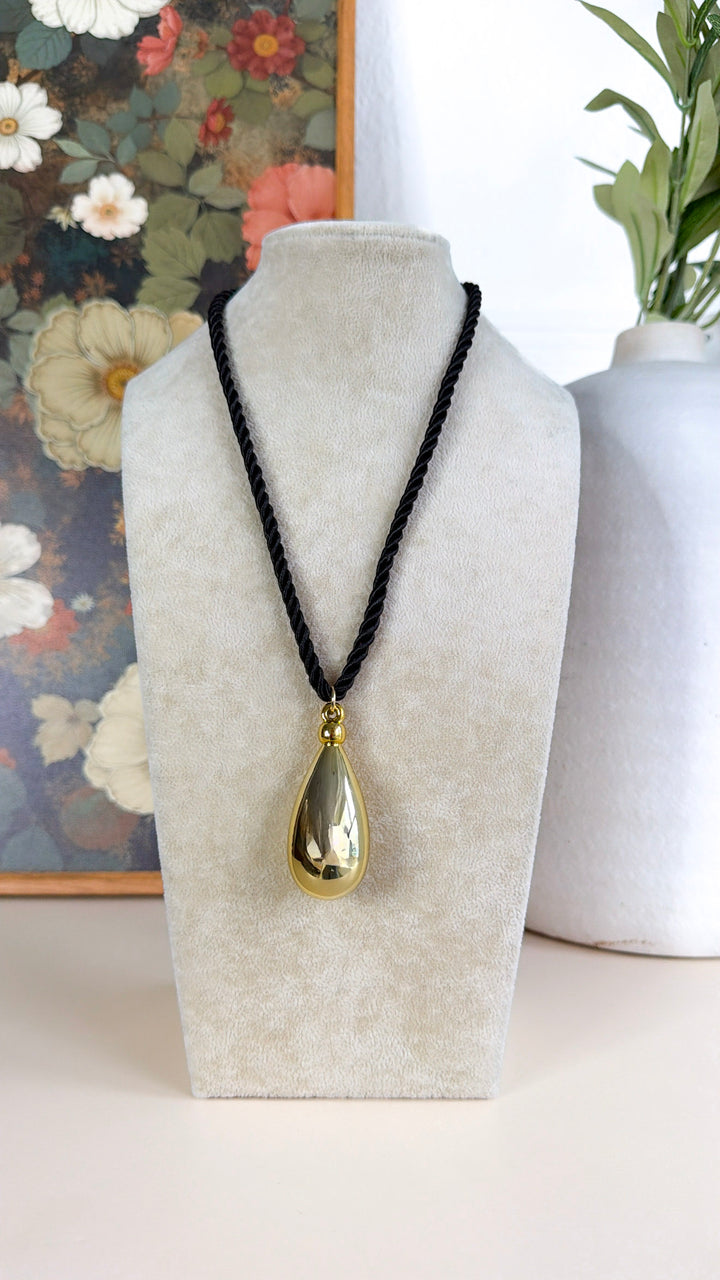 Drip Rope Necklace