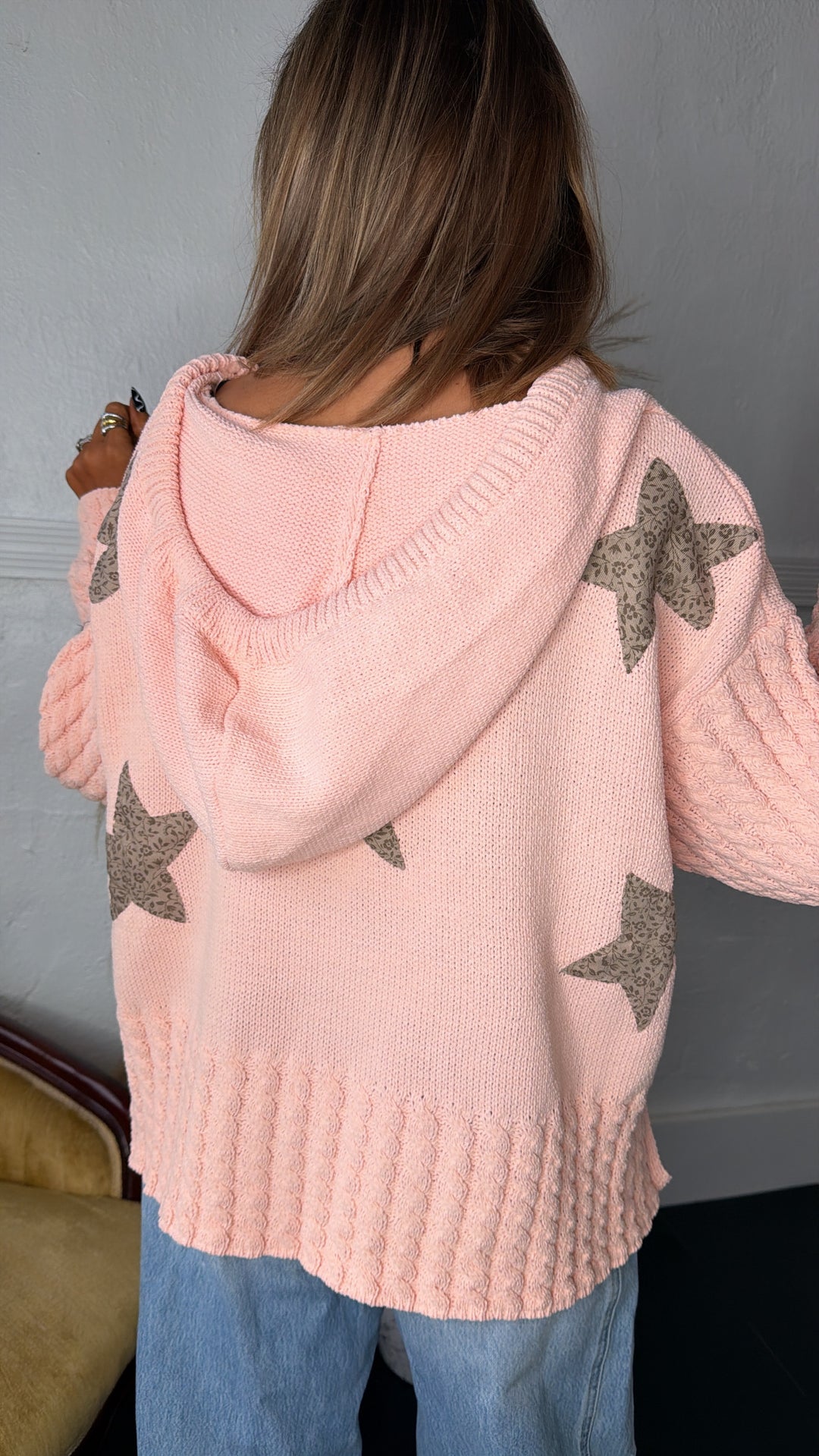 DOORBUSTER: POL Spotlight Star Pullover, Peach