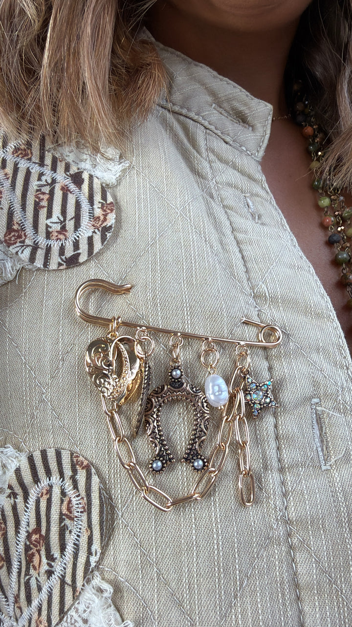 Horseshoe Charm Brooch