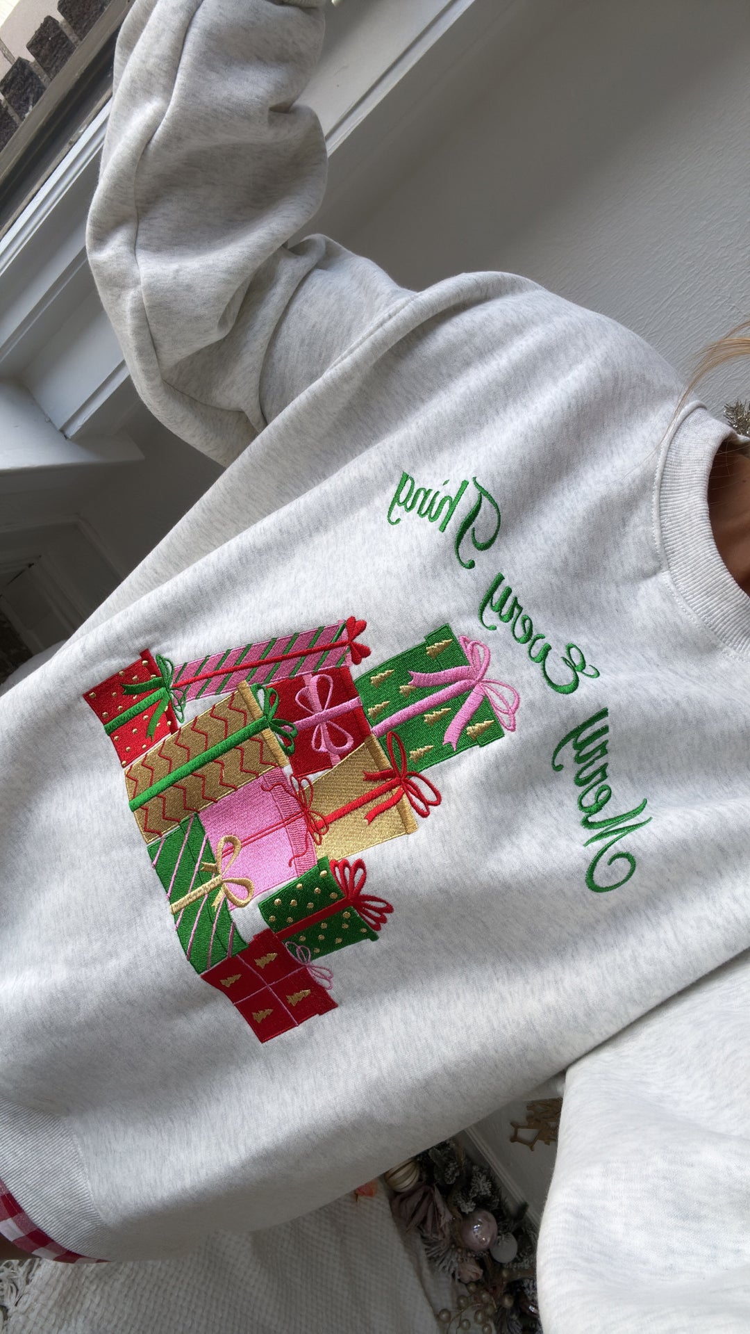 Merry Everything Graphic Crewneck, H. Grey
