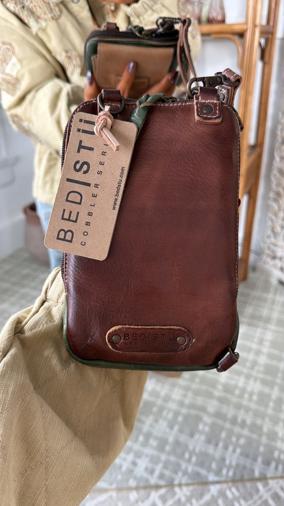 Bedstu Alelike, Duff Rustic