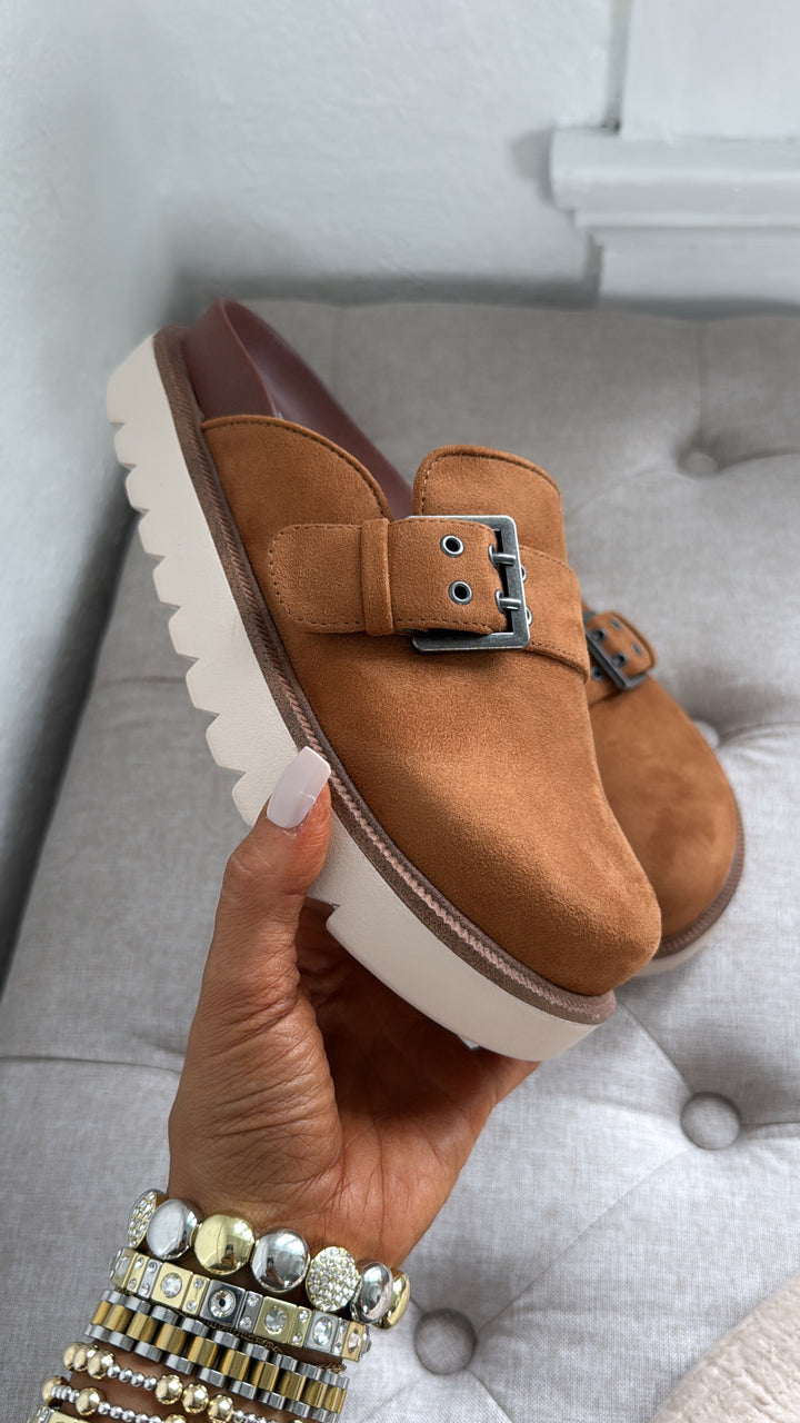 Mirewood Clogs, Camel