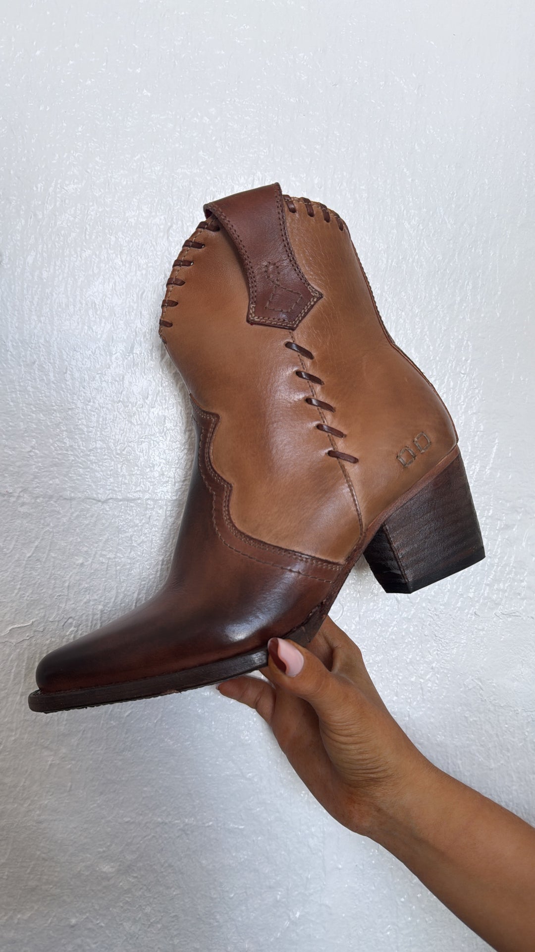 Bedstu Baila ll, Teak Oats Rustic