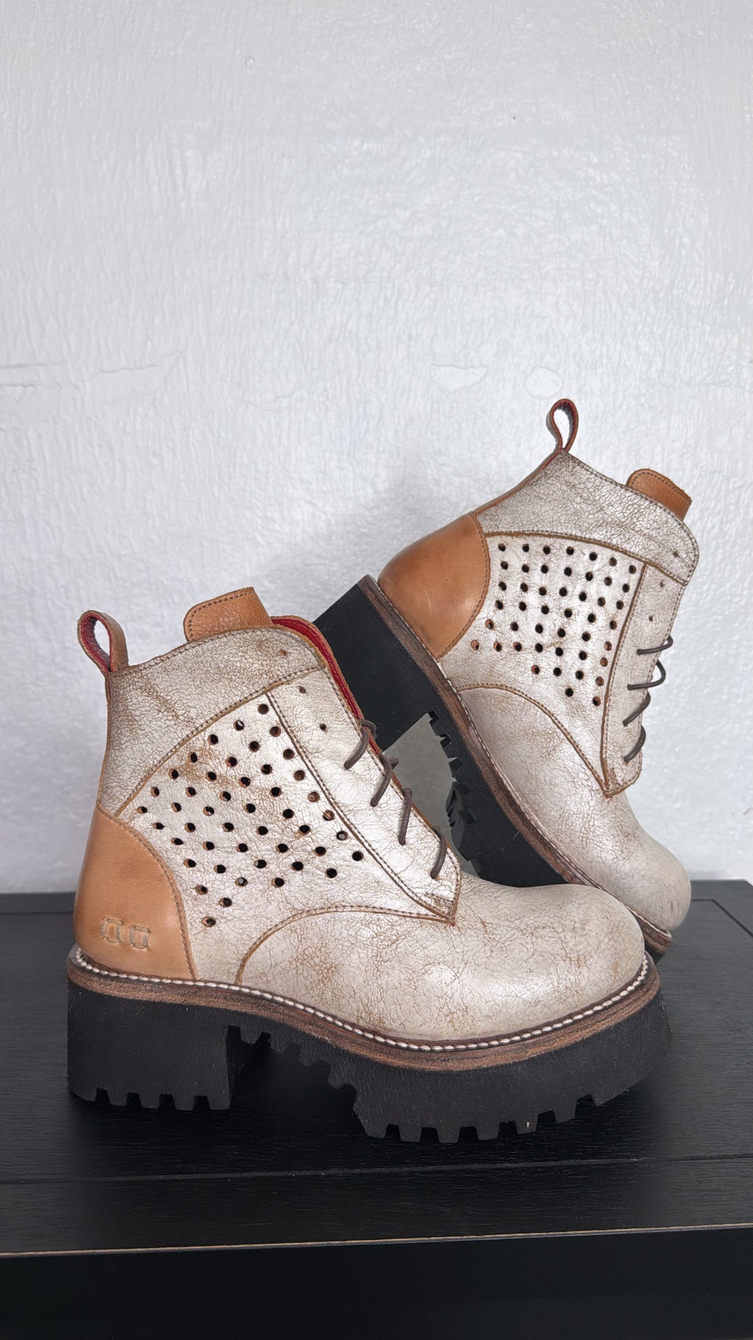 Bedstu Tanzania, Nectar Lux/ Tan Rustic