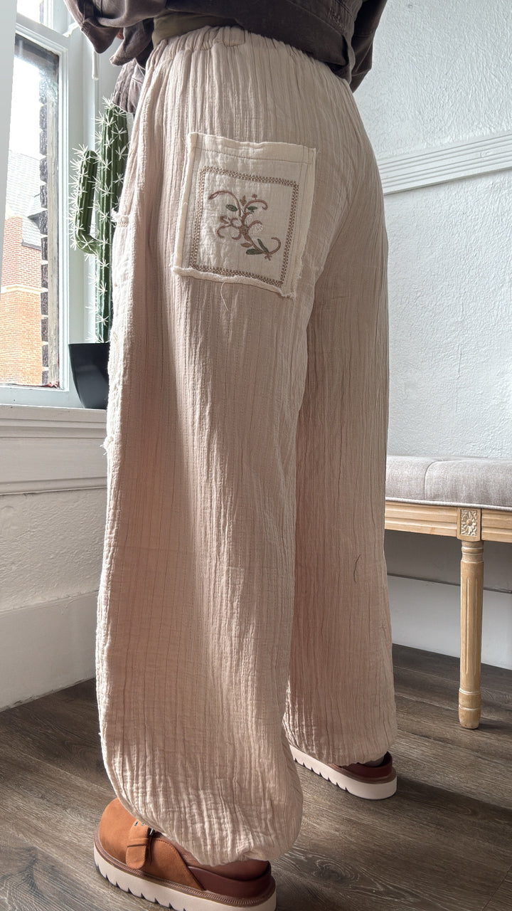 Terra Embroidered Jogger, Natural