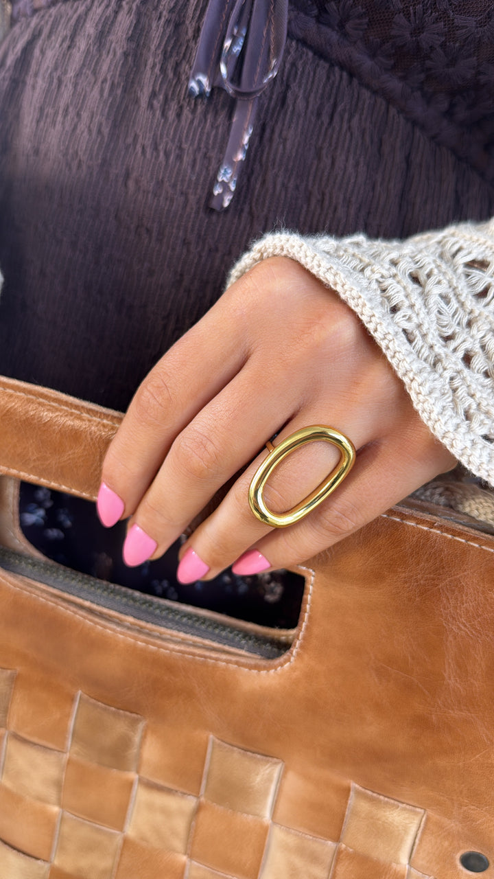 The Amanda Ring, Gold