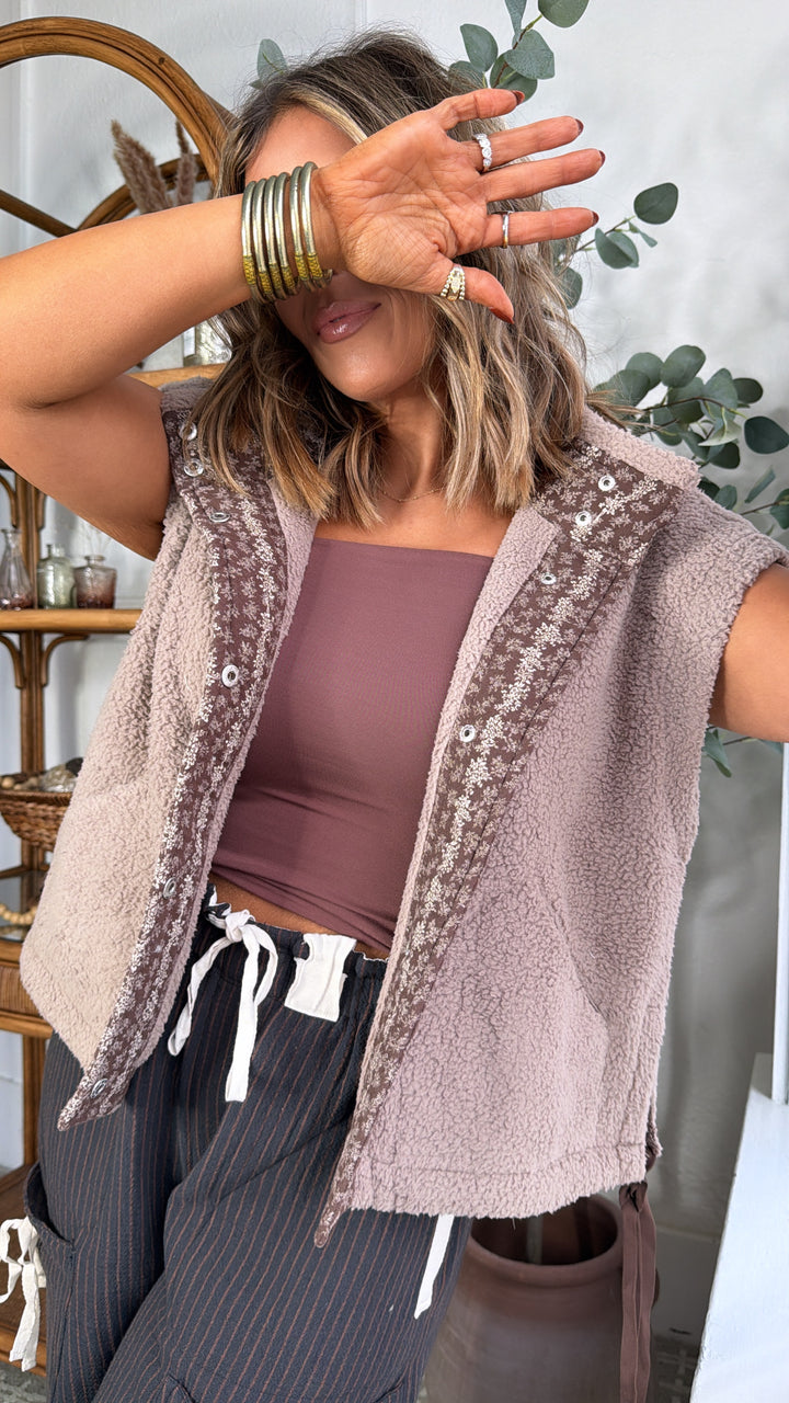 Cozy Up Vest, Mocha
