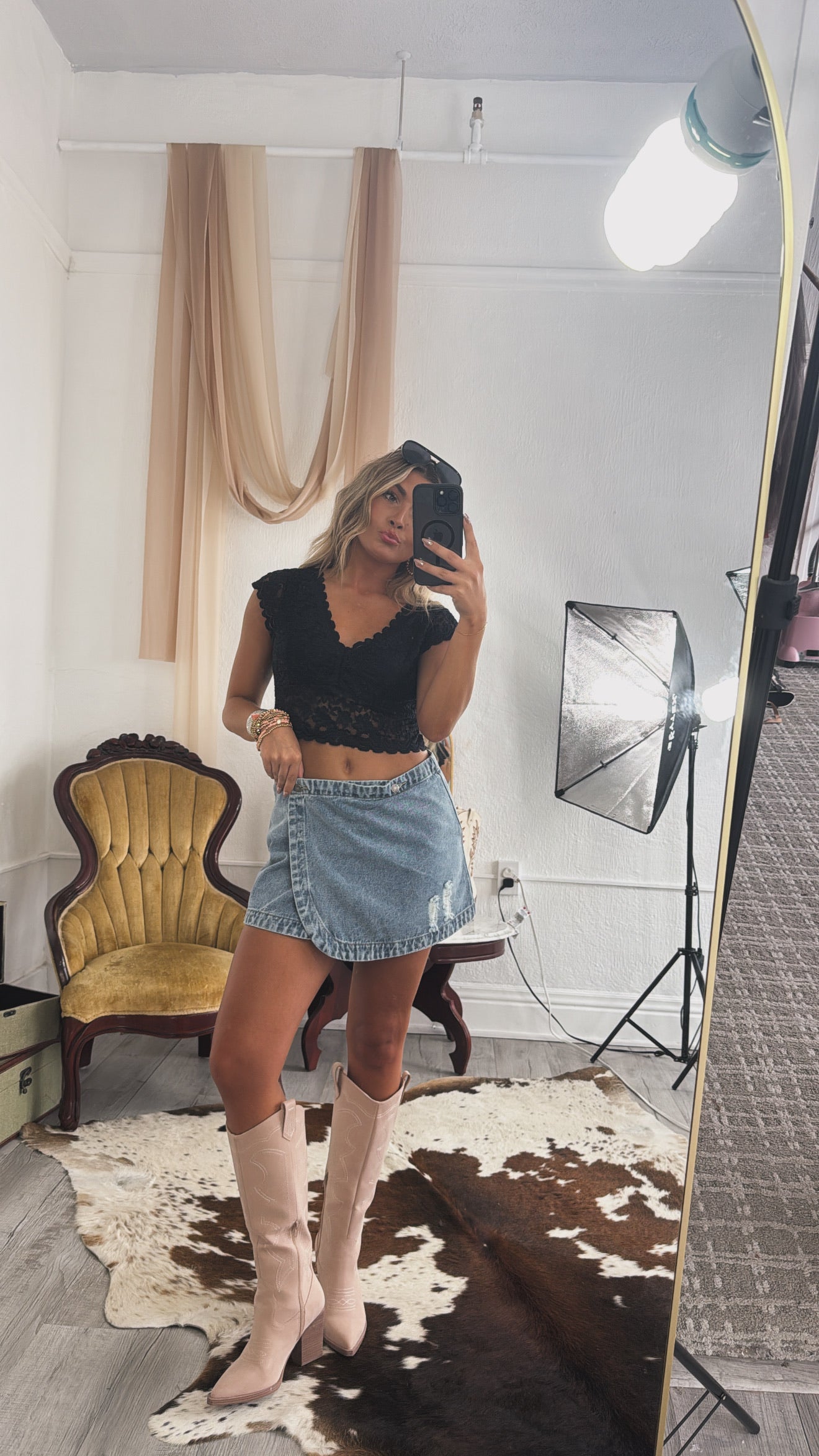 Whispered Lace Top, Black – Everyday Chic Boutique