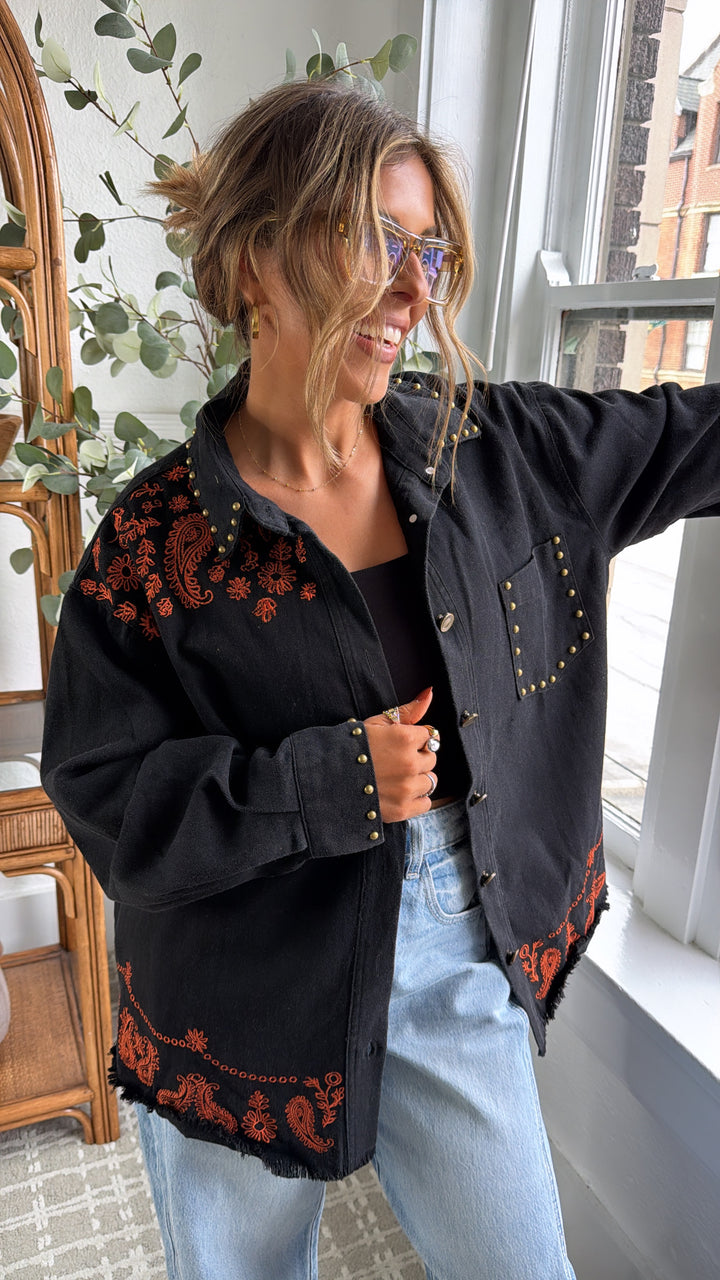 Bronco Bloom Button Up, Black Multi