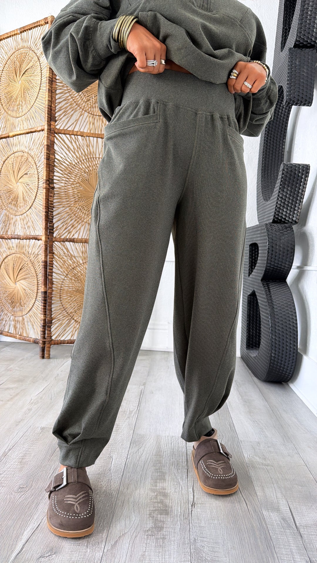 Coffee Run Two Piece Set, Olive