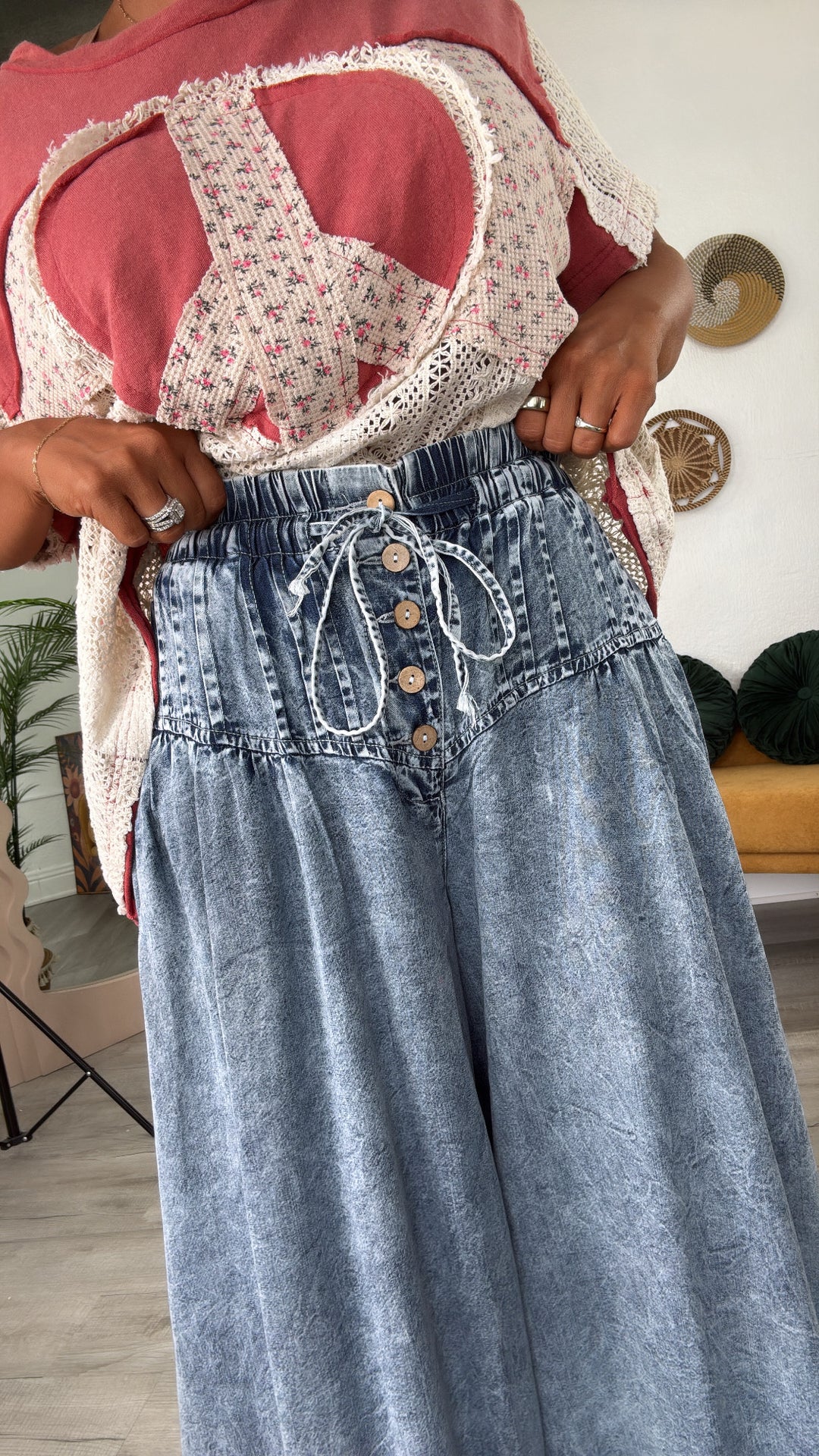 Waylon Washed Pintuck Wide Leg Pant