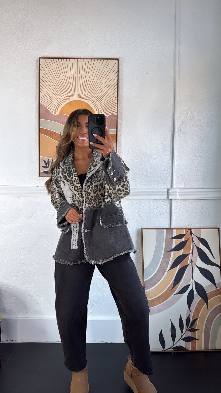 Wild Authority Blazer Jacket, Leopard/Black