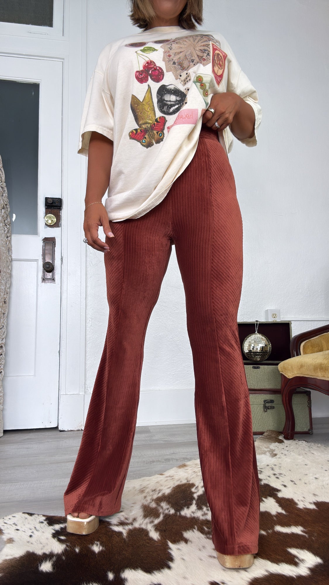 Can't Relate Velvet Pant, Cinnamon – Everyday Chic Boutique