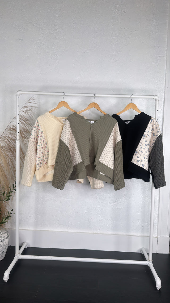 DOORBUSTER: POL Floral Sleeve Sweater, Black