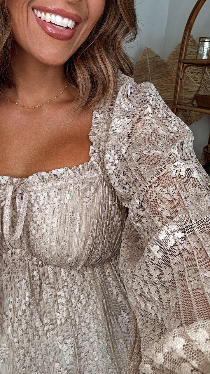 Sylvie Sweetheart Blouse, Taupe