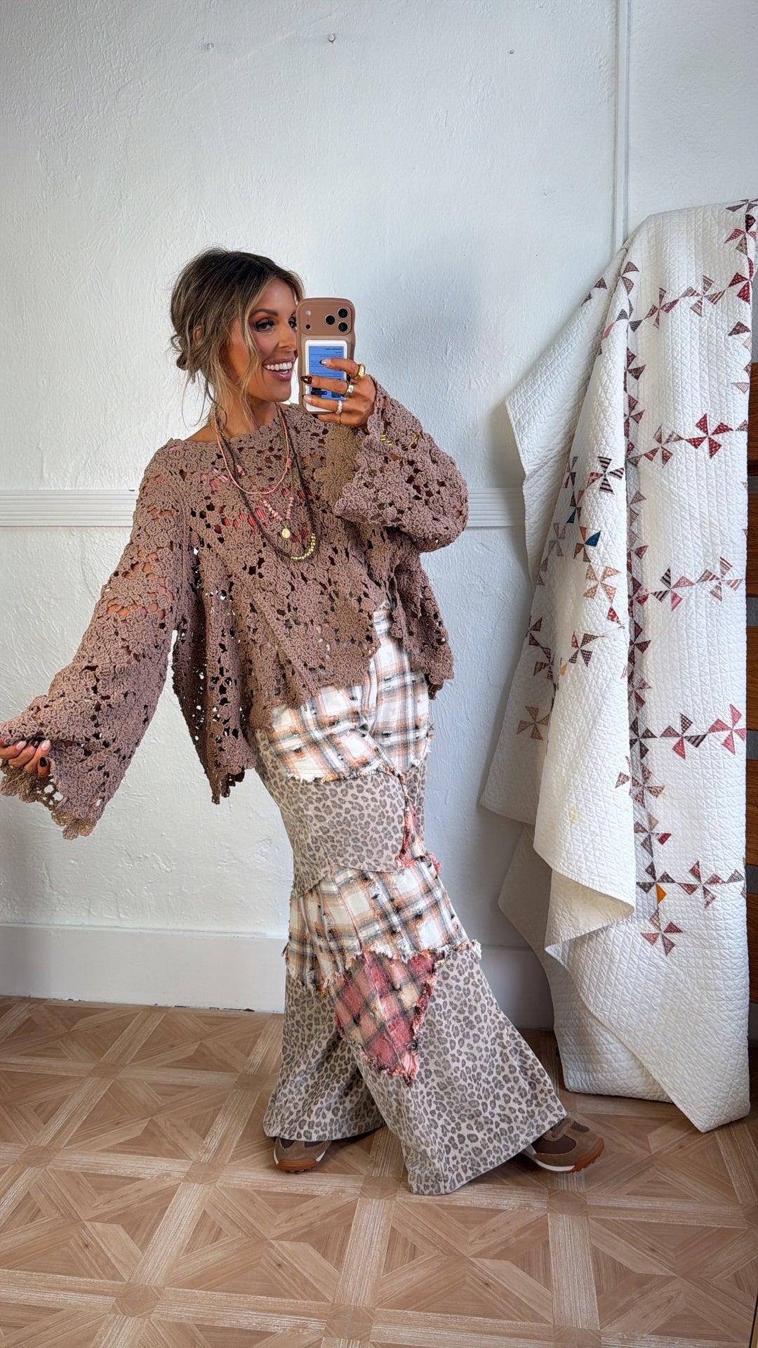 Scalloped Hem Crochet Sweater, Lt. Chocolate