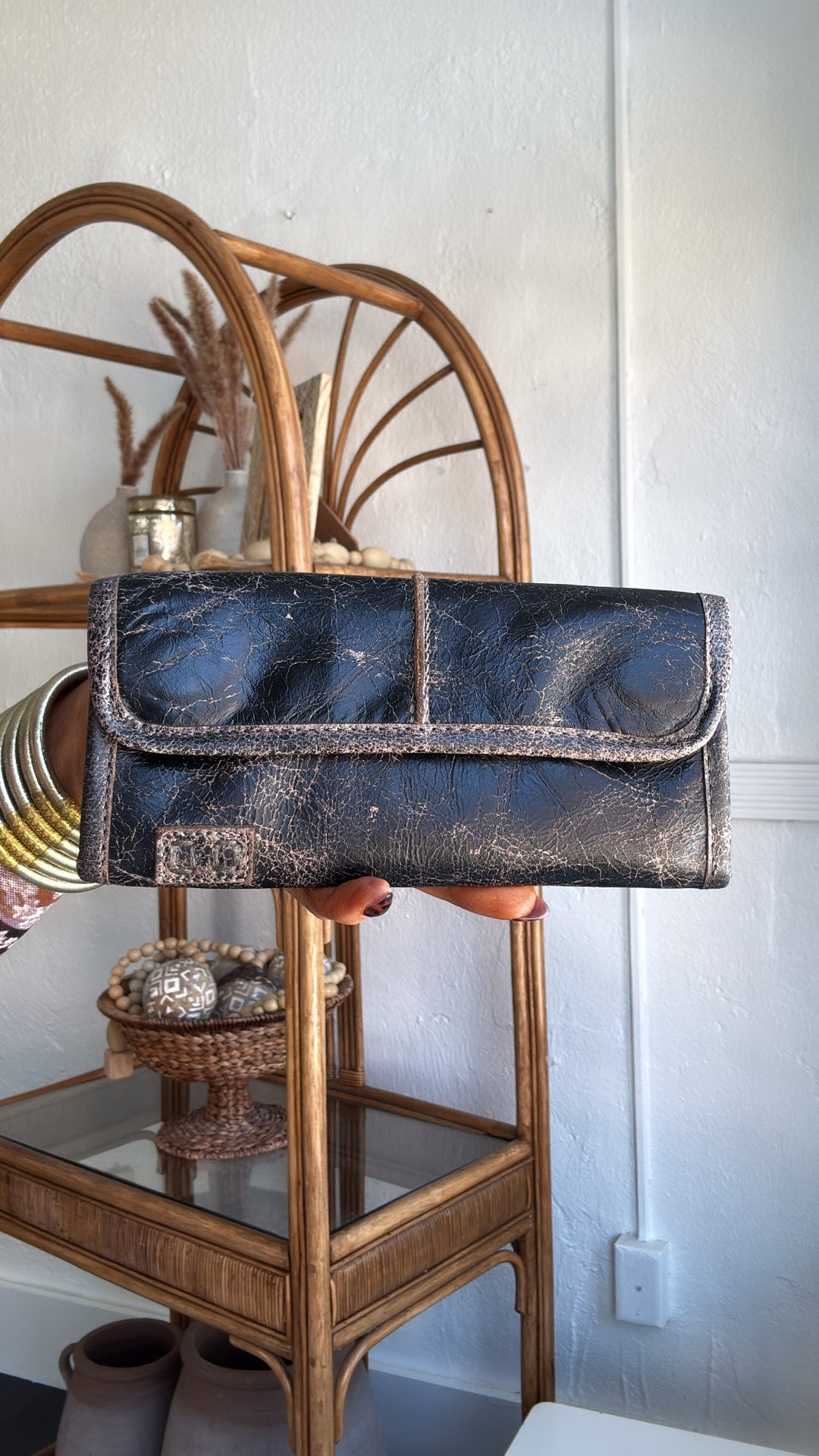 Bedstu Canton, Black Lux