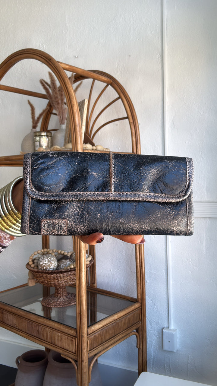 Bedstu Canton, Black Lux