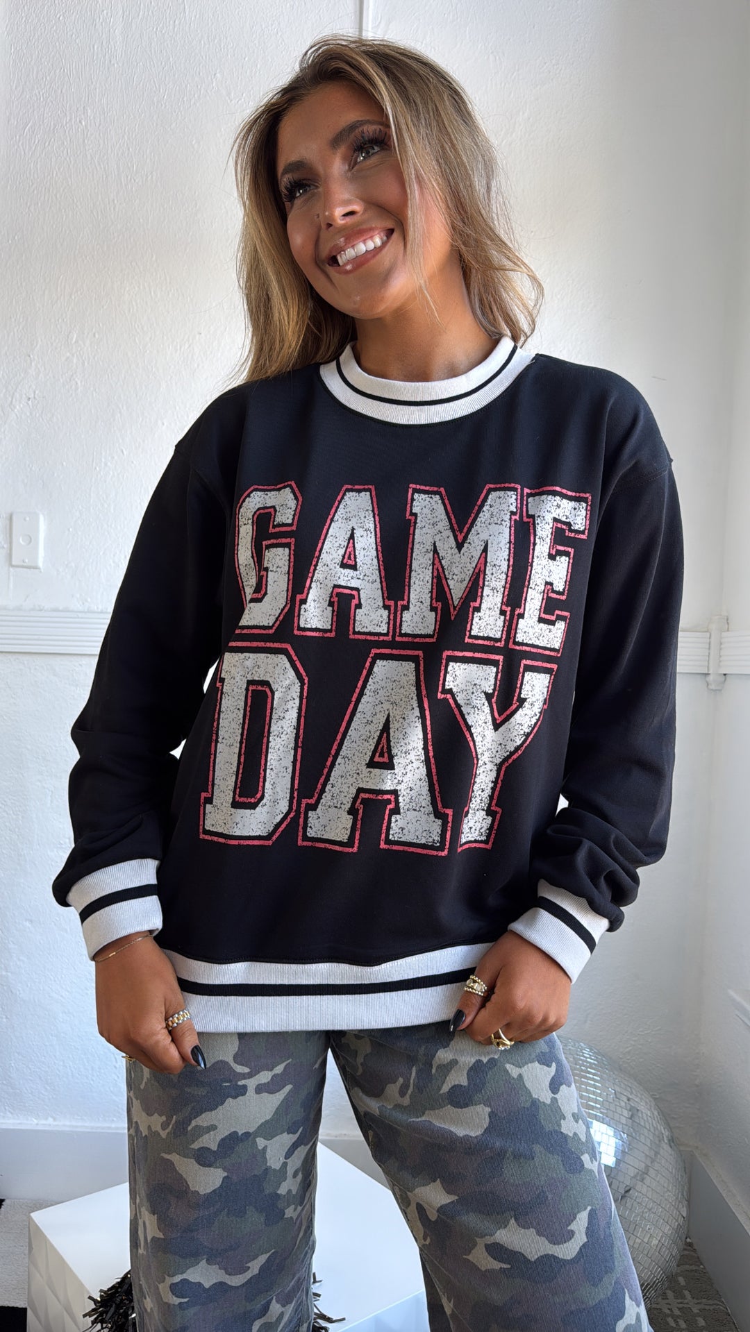 Vintage Gameday Pullover Sweatshirt, Black