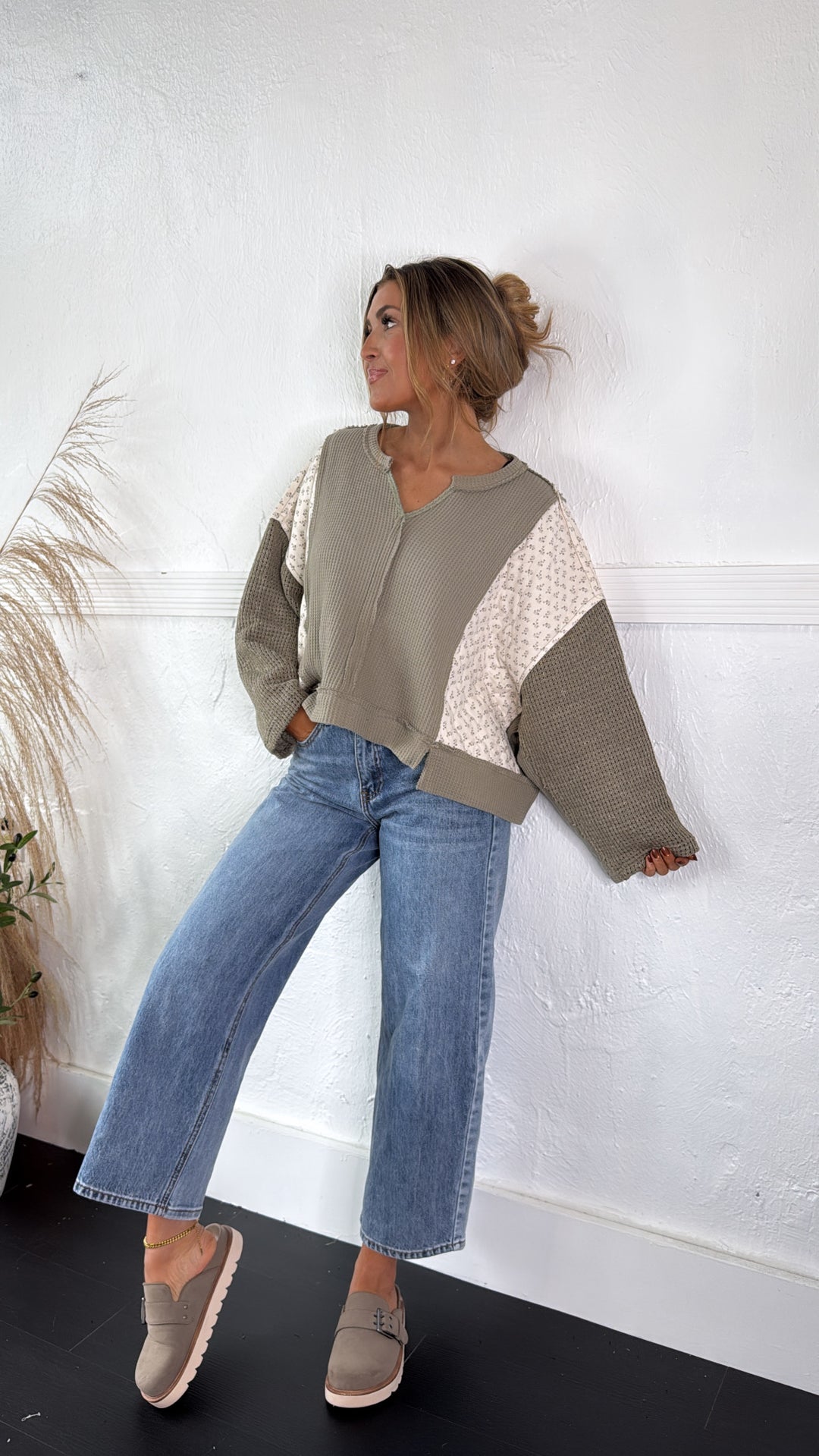 DOORBUSTER: POL Floral Sleeve Sweater, Olive